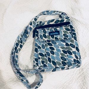 Kauv Small Crossbody Bag